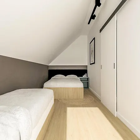 2 Bedroom Awesome In Jezierzany